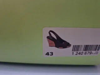 Cuñas negras talla 43