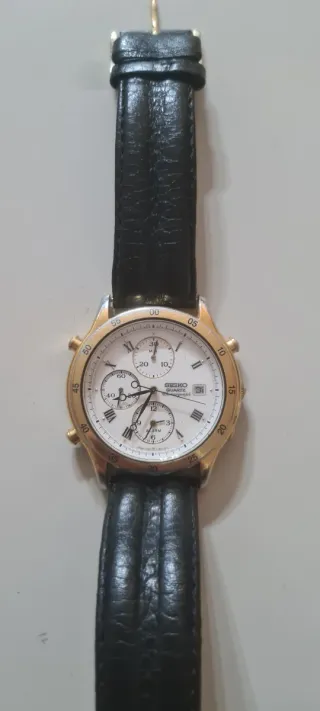 Reloj Seiko Cronógrafo Dorado y Negro