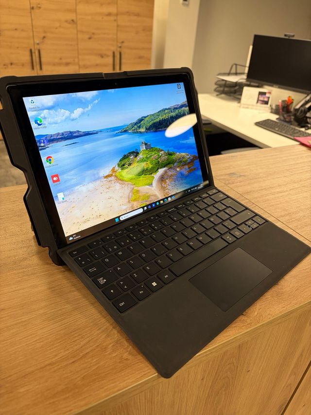 Microsoft Surface Pro 7+ i5 128GB 8GB RAM 12.3