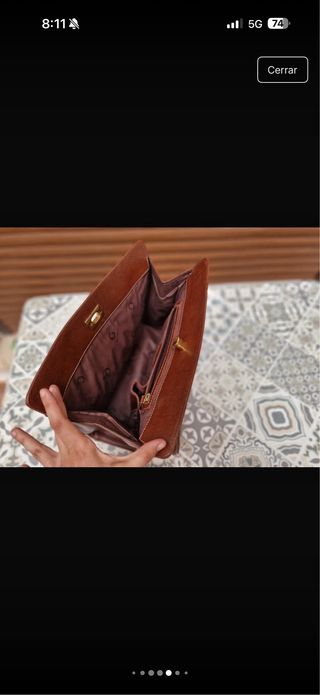 Bolso de piel marrón