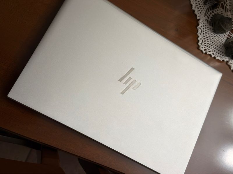 HP Elitebook 860 G11 - Plata