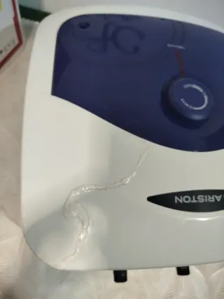 Calentador de agua Ariston 10L