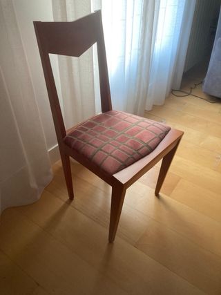 Mesa y sillas comedor madera  6-10 personas