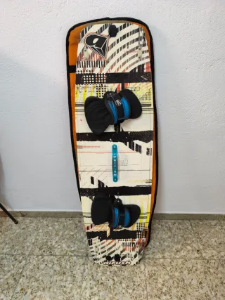 Pack kitesurf completo , 3 cometas, tabla y arnés