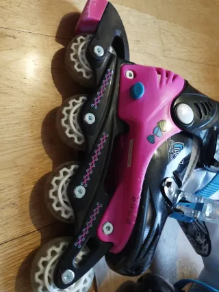 Patines Monster High niña Talla M + Protecciones