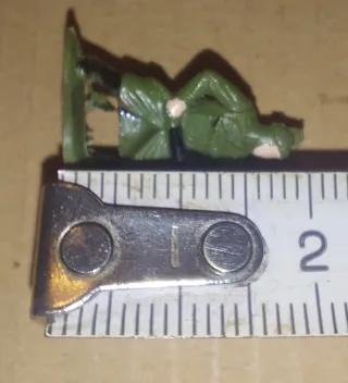 Soldatini di plastica e carro armato militare