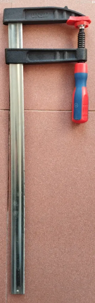 Sargento de apriete Wisent 120x500