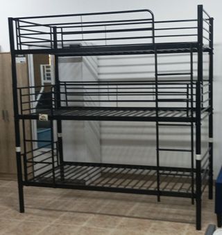 Litera Negra 3 Camas Resistente. ¡Económica!
