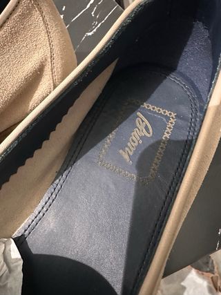Scarpe Brioni scamosciate beige