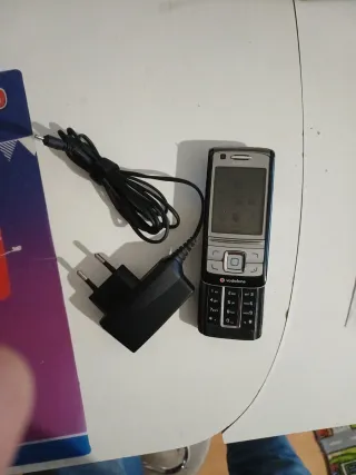 Teléfono Móvil Nokia 6280 Negro con su cargador