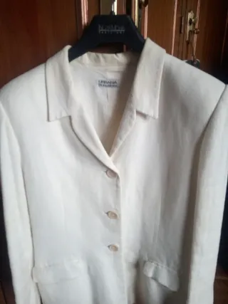 Chaqueta Urbana Beige Elegante