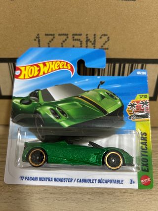 Hot Wheels 17 Pagani Huayra Roadster Verde