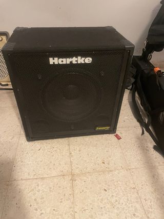 Cabezal bugera Veyron y Pantalla Bajo hartke 15”