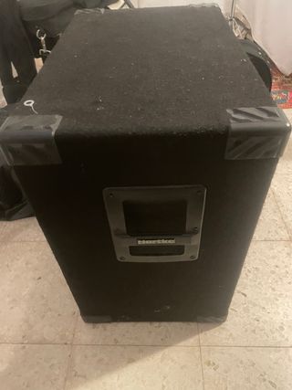 Cabezal bugera Veyron y Pantalla Bajo hartke 15”
