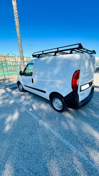 Alquilo furgoneta desde 36€/dia