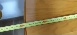 Mesa de comedor de madera