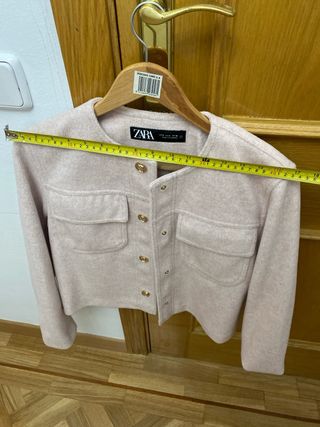 Chaqueta corta Zara lana rosa