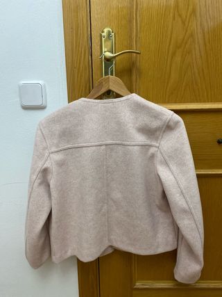 Chaqueta corta Zara lana rosa