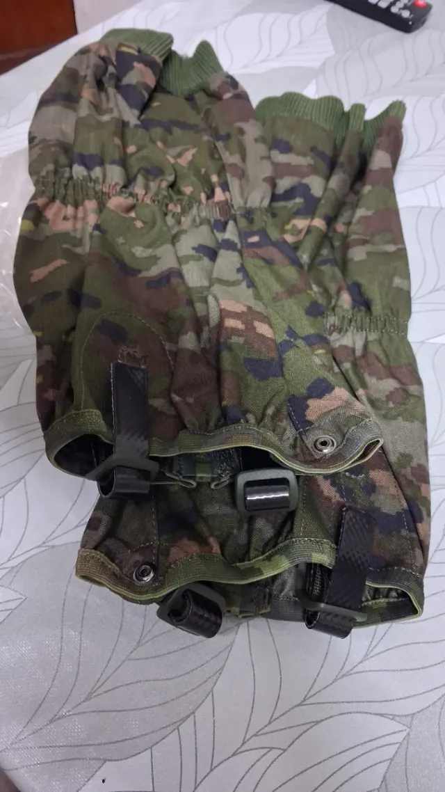 Polainas impermeables boscoso pixelado