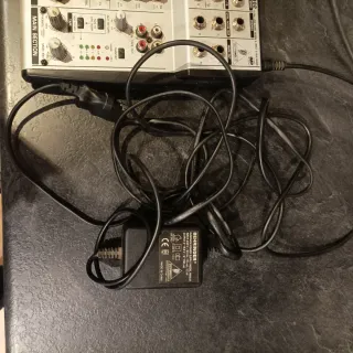 Behringer Eurorack UB802 Mezclador