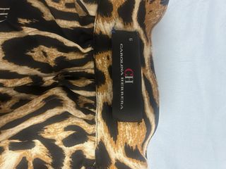 Blusa Carolina Herrera Animal Print