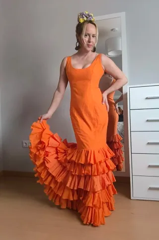 Vestido Flamenca Naranja con Volantes