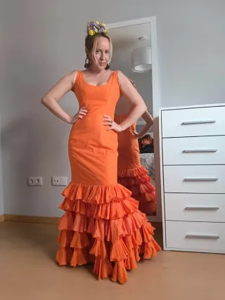 Vestido Flamenca Naranja con Volantes