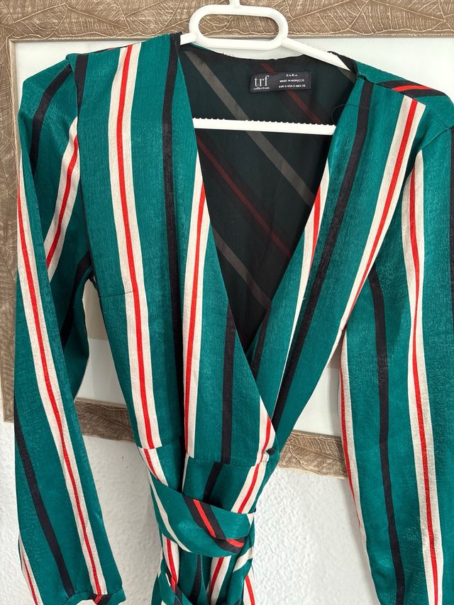 Vestido Zara TRF rayas verde