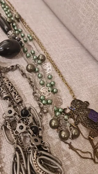 Lote 12 collares plata y negro