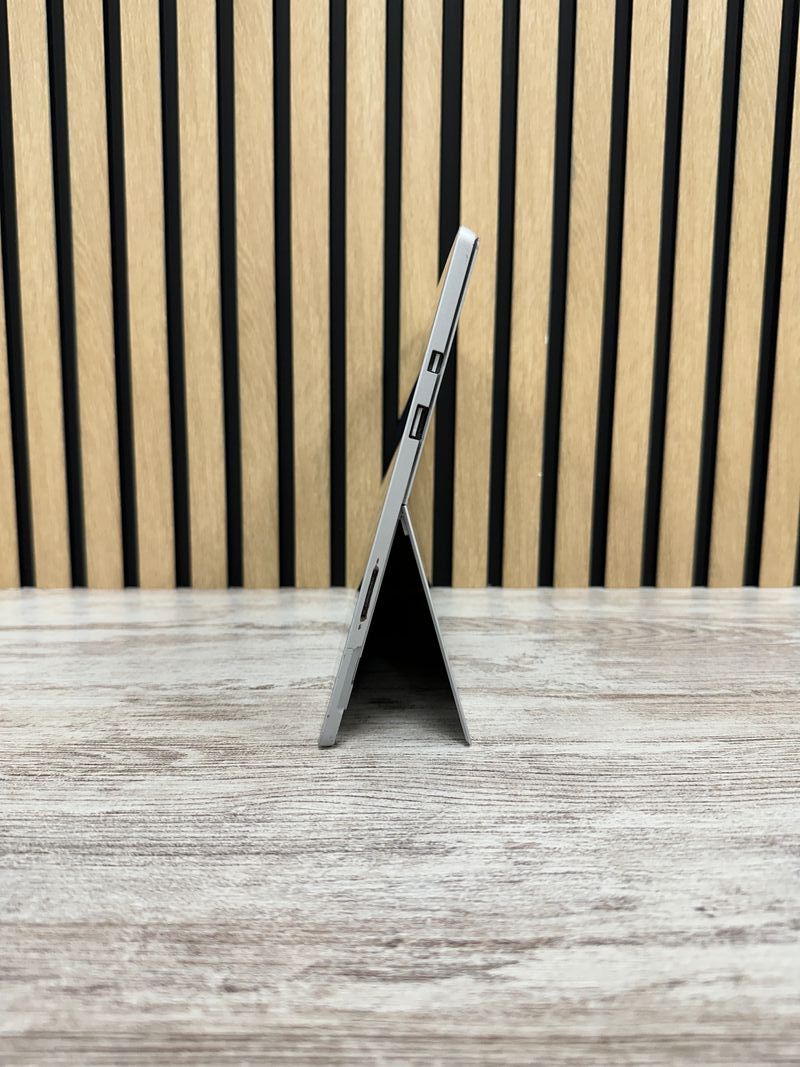 Microsoft Surface Pro 5 i5 8gb 256gb SSD afbeelding 3