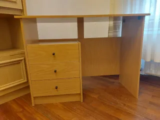 Escritorio/Mesa de estudio de madera