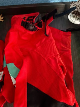 Equipación Leatt 3.5