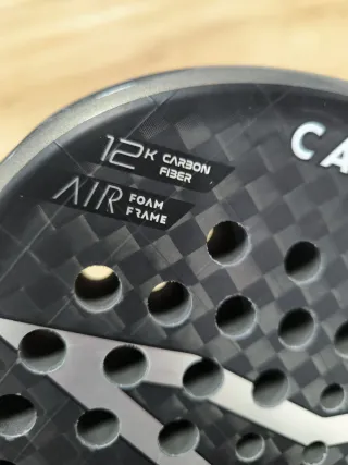 Pala de pádel Kuikma Hybrid Carbon 12K