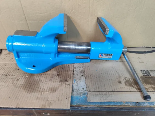 Tornillo de banco ACESA azul 125 mm