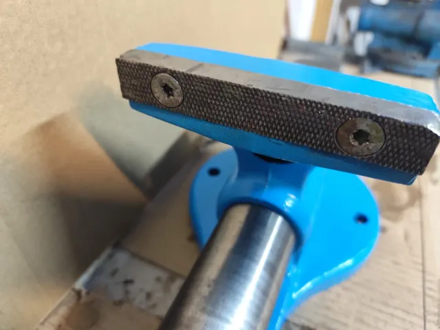 Tornillo de banco ACESA azul 125 mm