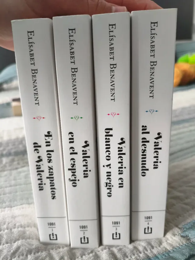 Valeria en blanco y negro / Valeria in Black an...