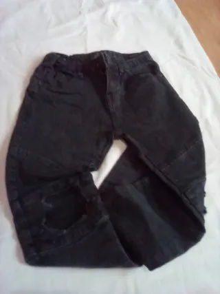 Pantalones vaqueros negros niño
