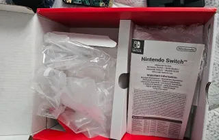 Nintendo Switch OLED + Zelda Echoes of Wisdom