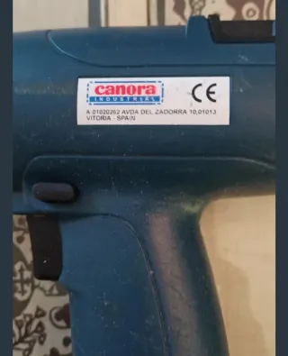 Taladro a batería Canora