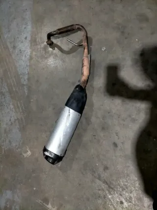 Tubo de escape Yamaha YZF-R125