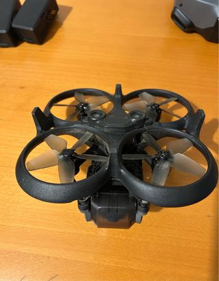 DJI Avata Drone + Gafas + Mando