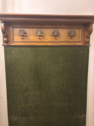 Appendiabiti vintage con mensola