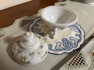 portagioie o portacaramelle in porcellana