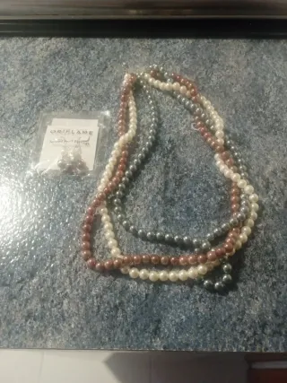 Conjunto de 3 collares de perlas más pendientes