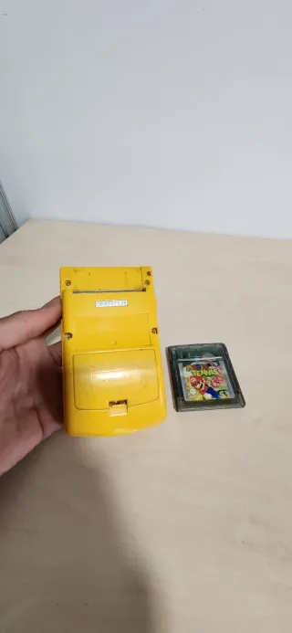 Nintendo Game Boy Color Amarillo