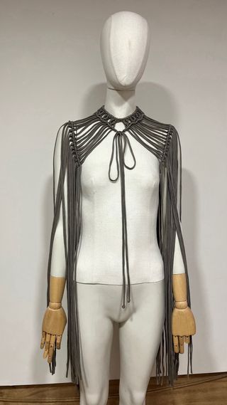 Hombreras viscosas fluidas grises