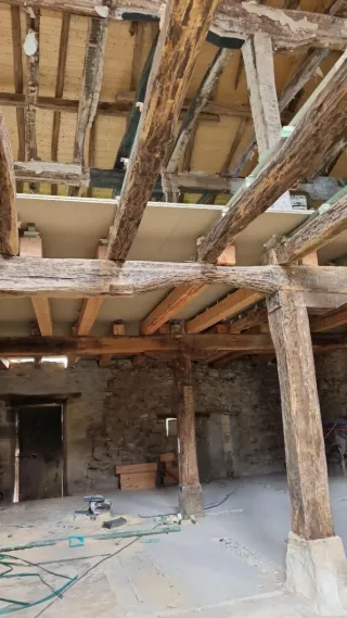 Proyectos de madera: casas, caseríos, lonjas