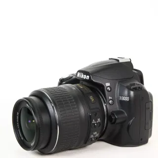 Kit Cámara Nikon D3000 + Lente 18-55mm VR