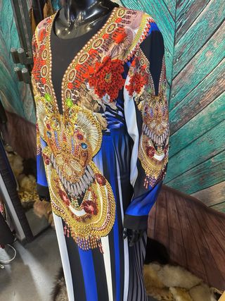 Kaftano elegante per occasioni speciali