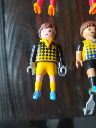 Playmobil 4 figuras fútbol